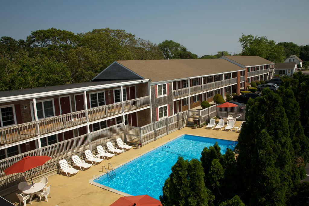 Holiday Hill Inn & Suites Dennisport Buitenkant foto